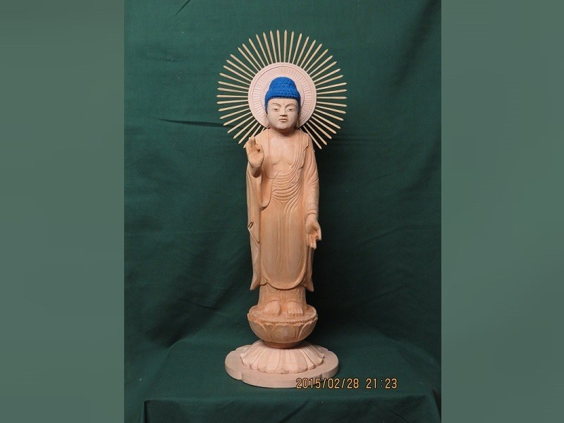 阿弥陀如来立像
